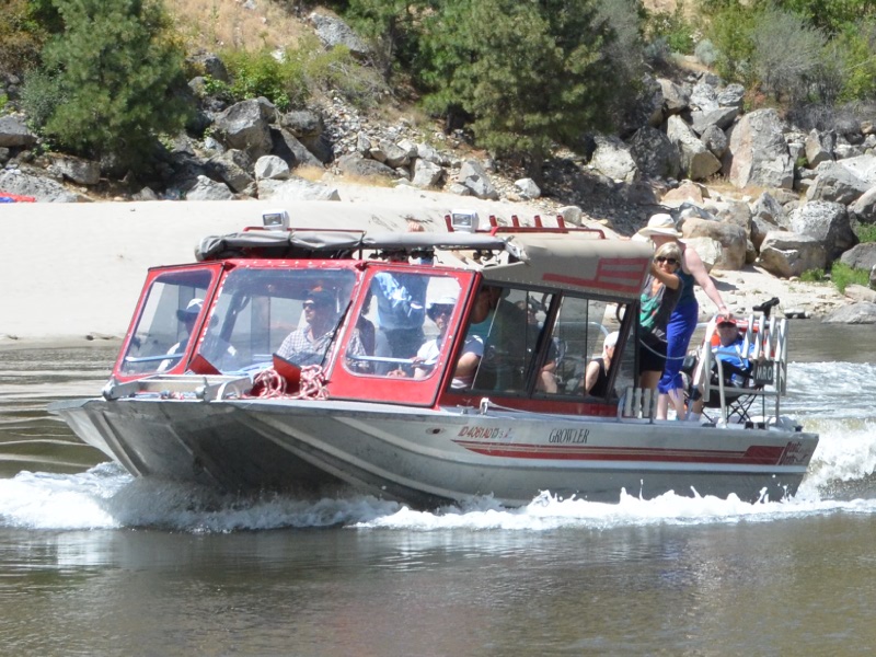 salmon river jet boat trips